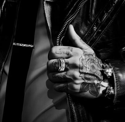 Chrome Hearts ETCHED PLUS BAND RING -2